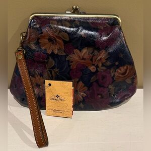 Patricia Nash Savena Wristlet Peruvian Painting